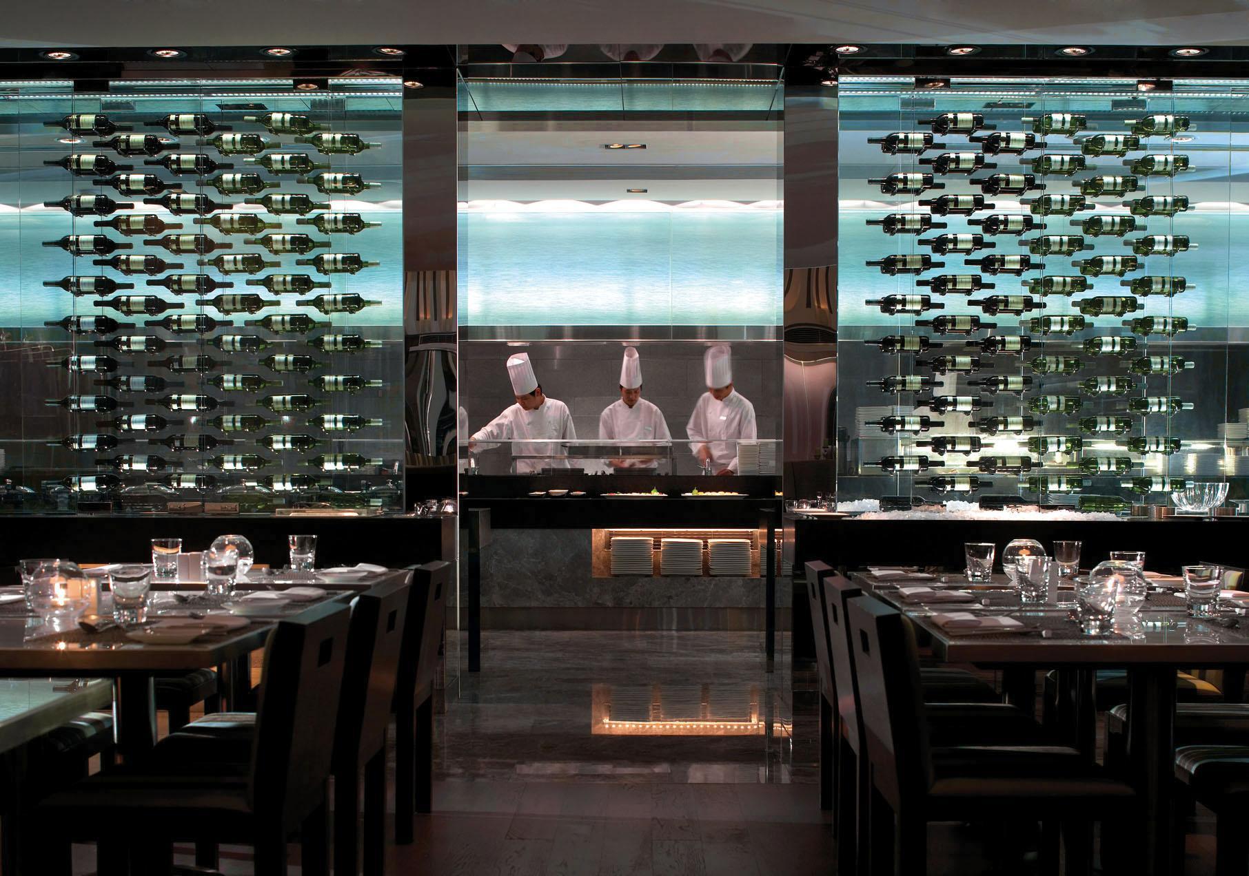 The Mira Hong Kong Hotell Restaurant bilde The interior of the restaurant