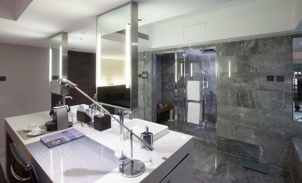 The Mira Hong Kong Hotell Eksteriør bilde Bathroom
